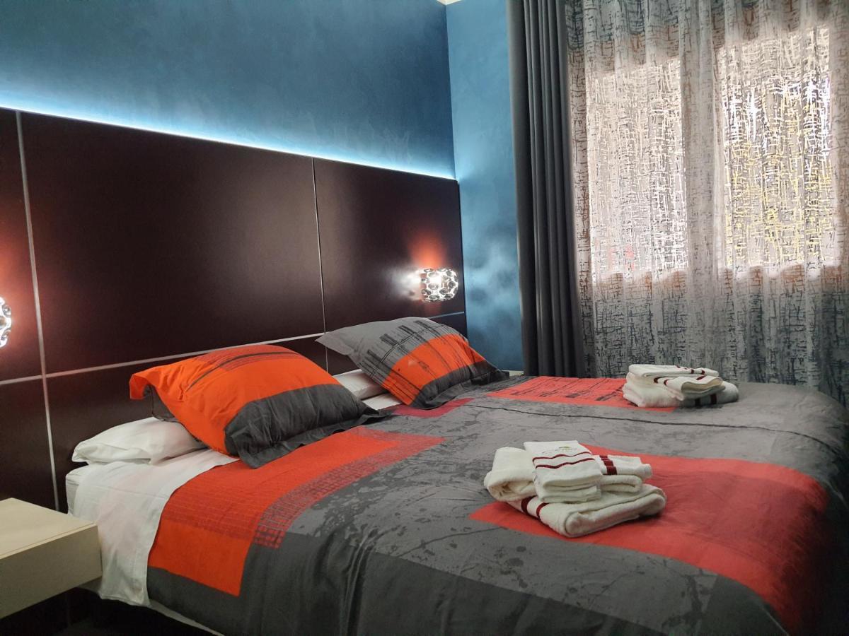 Manu'S Guest Suite Cosenza Kültér fotó