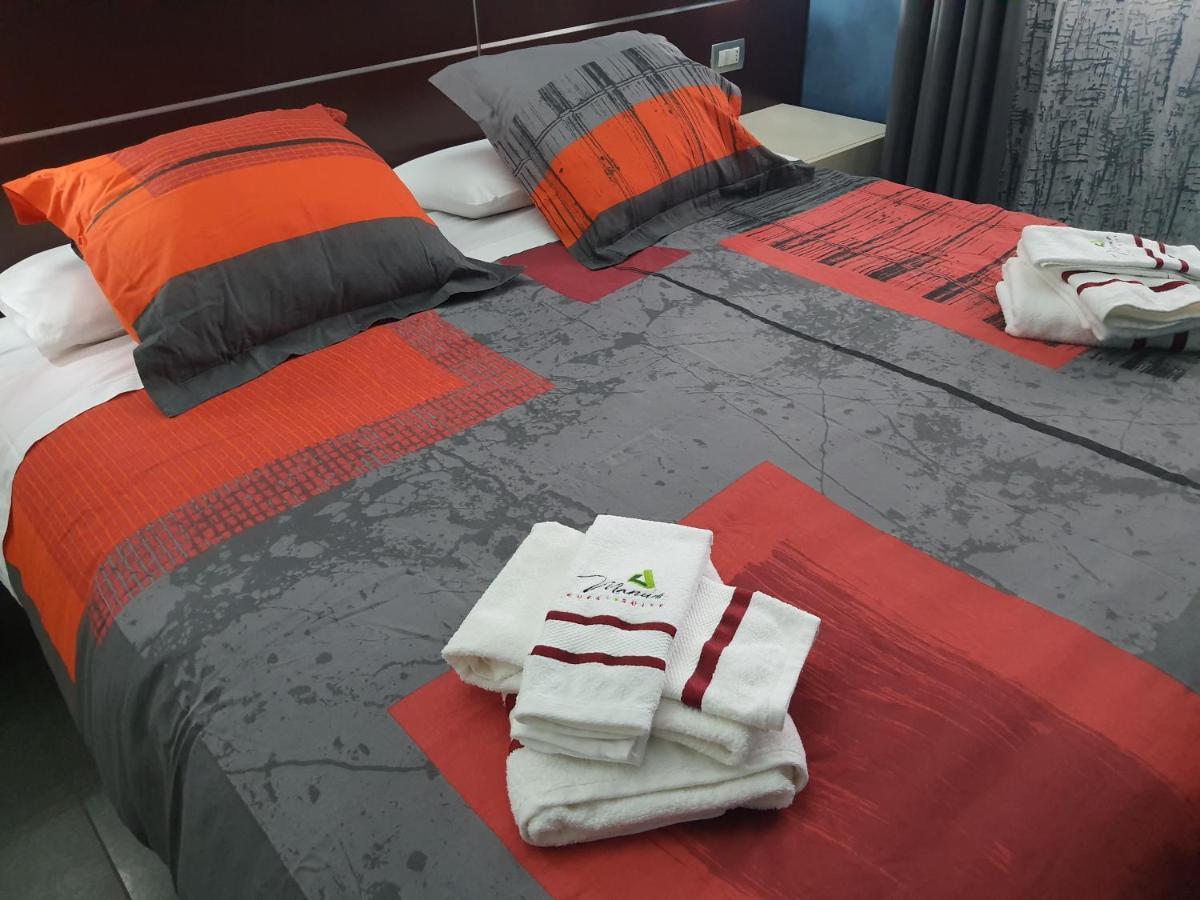 Manu'S Guest Suite Cosenza Kültér fotó