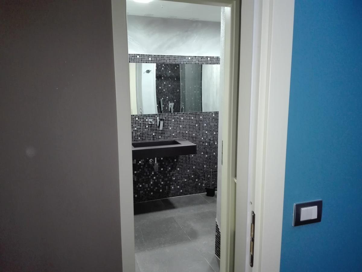 Manu'S Guest Suite Cosenza Kültér fotó